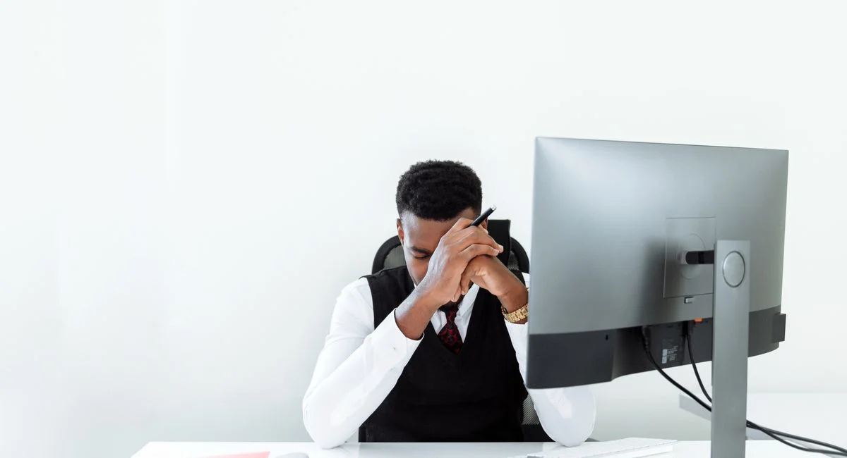 Illustration : quand le stress au travail entraîne des troubles du sommeil durables